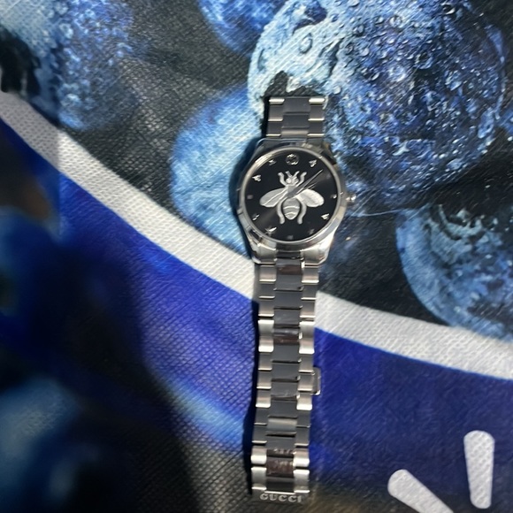 Gucci watch: House of the Bee timepiece. - Picture 2 of 8